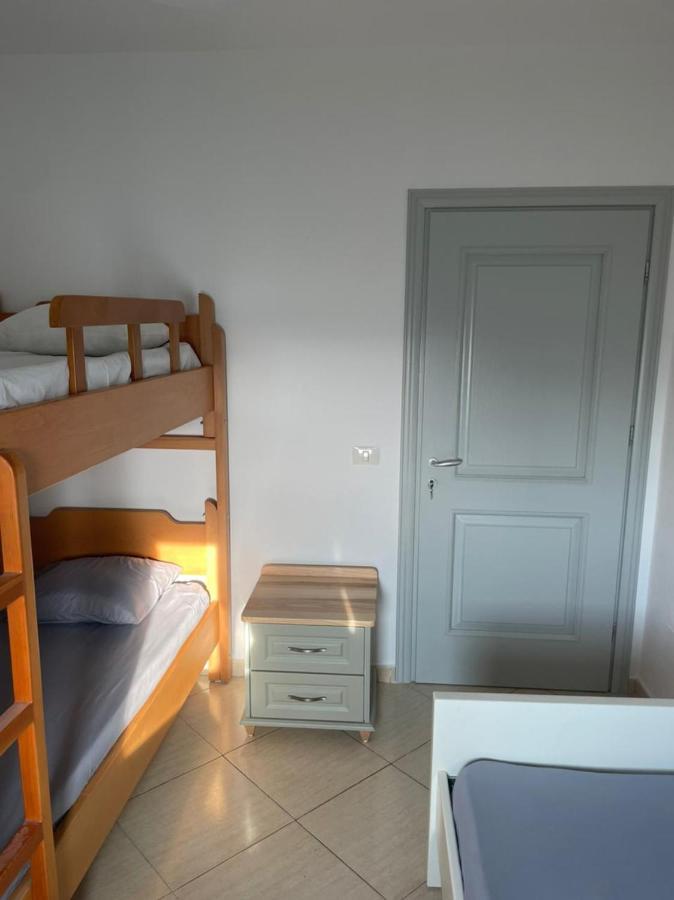 Mali I Robit Seaview Apartament *